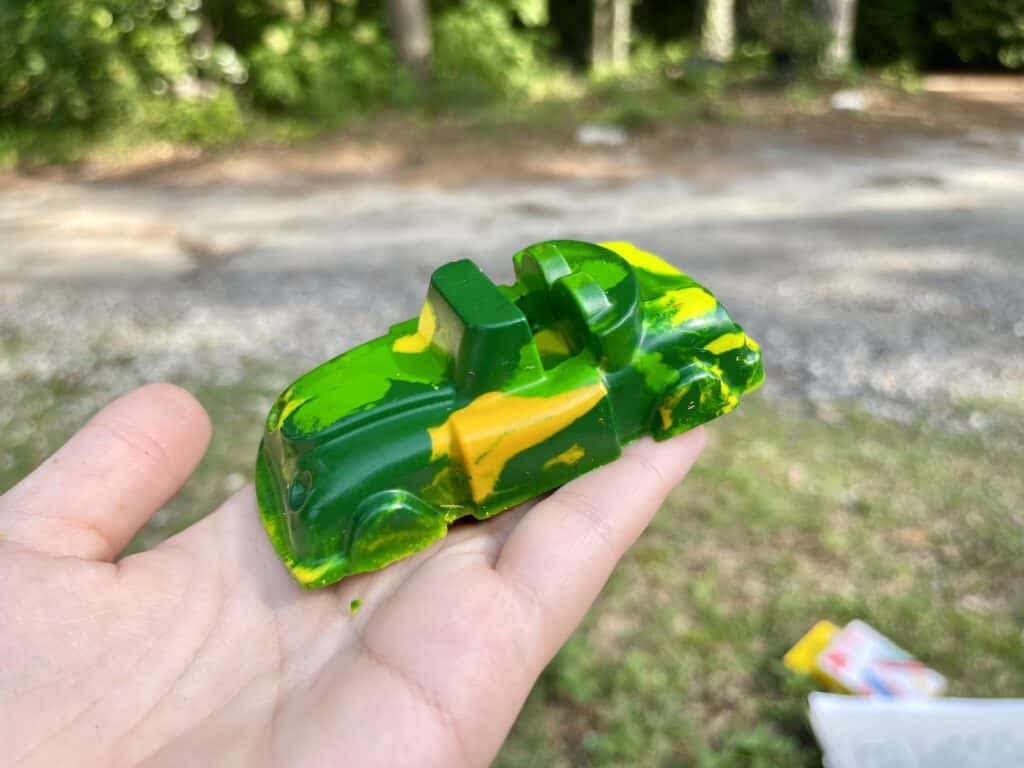 Green Crayon Cars for toddlers you can DIY | Everyday She Moms